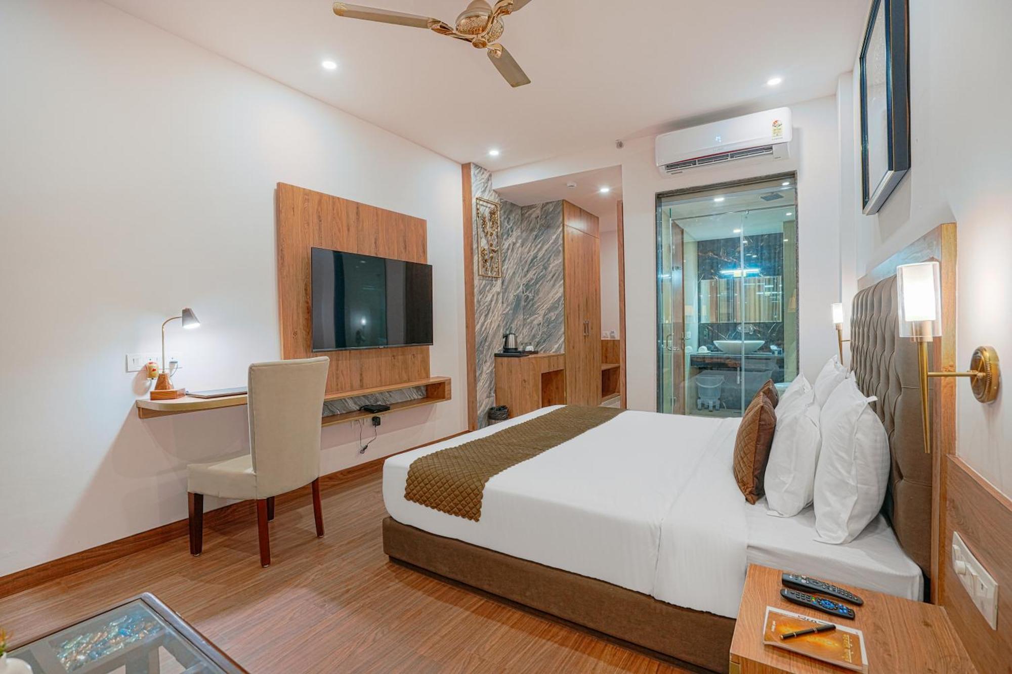 The Sanawar Heights I Kasauli I New Property Extérieur photo