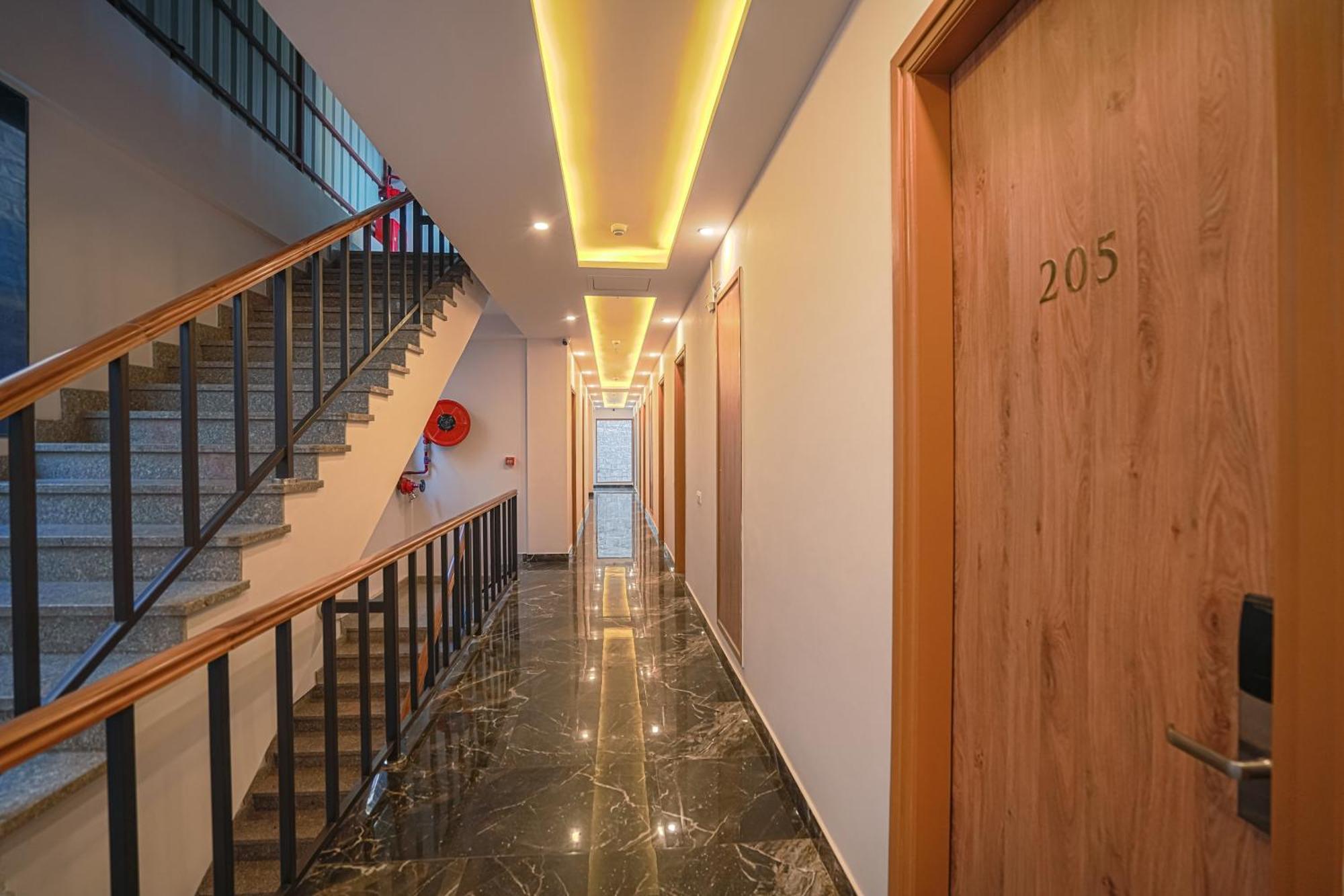 The Sanawar Heights I Kasauli I New Property Extérieur photo
