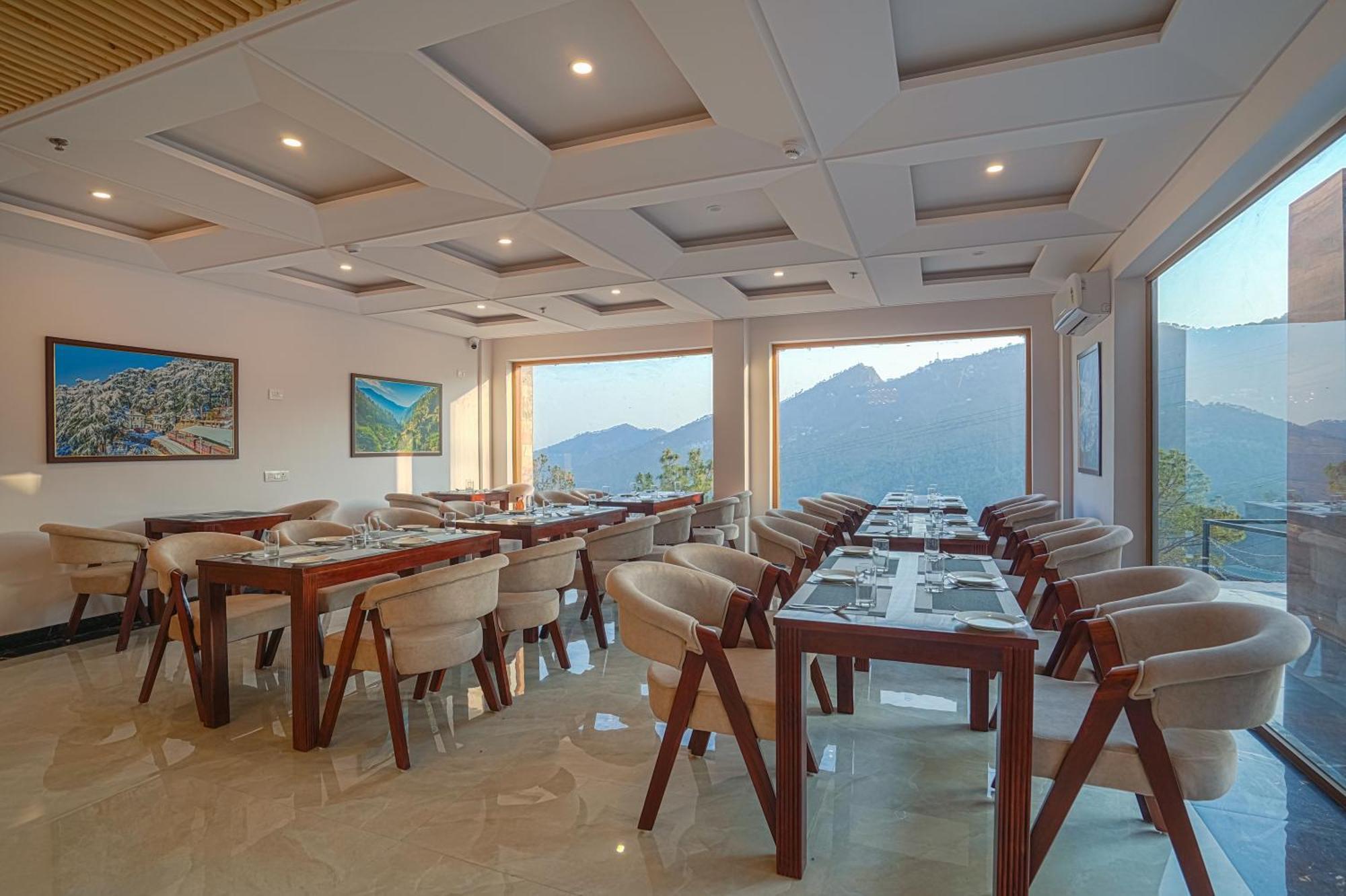 The Sanawar Heights I Kasauli I New Property Extérieur photo